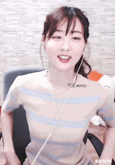 17441946079834.gif