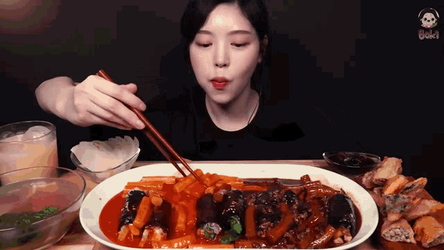 1748960110329.gif