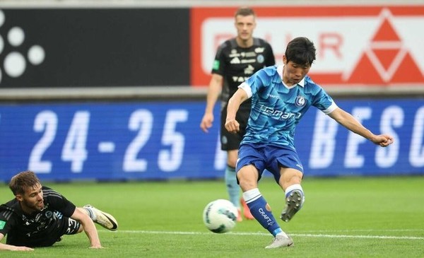 축구 대표팀의 주장 홍현석, 소속팀 디렉터에게 "이적 가능성 높다"라고 밝혀 썸네일 이미지