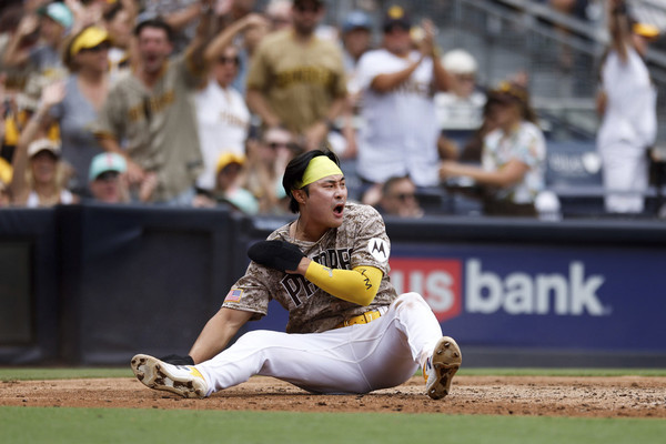 MLB, 골드글러브 수상자 후보 발표... 김하성은 어깨 부상으로 제외 썸네일 이미지