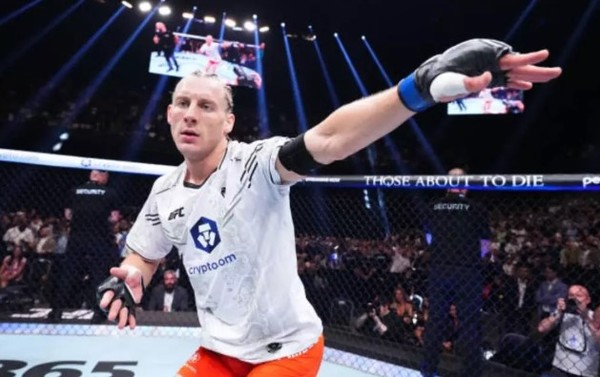 드미트리우스 존슨, "패디 핌블렛은 미래 UFC 챔피언이 될 것" 썸네일 이미지