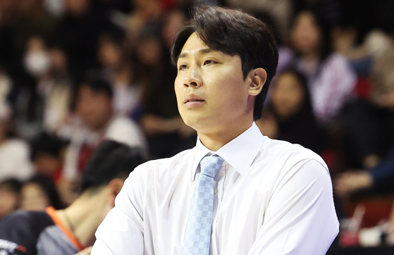 프로농구 팀 고양 소노, '최연소 사령탑' 김태술 감독 경질... 성적부진의 이유는 무엇인가? 썸네일 이미지