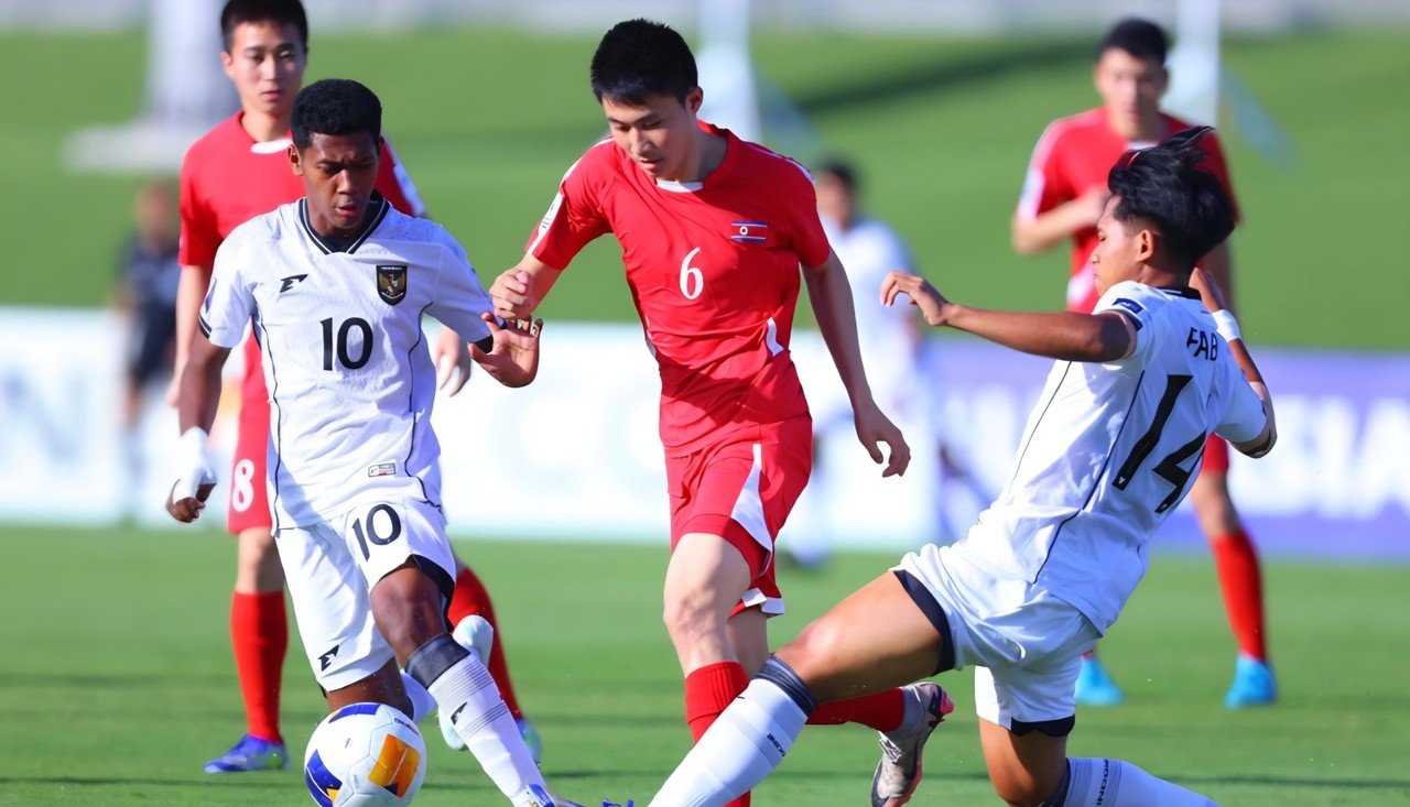 북한 U-17, 인도네시아 6-0 격파하며 아시안컵 준결승 진출에 한국 충격패 안겼다 썸네일 이미지