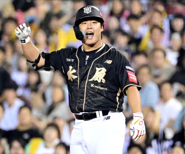 KBO 리그의 강백호, 100억 대 사인 대신 미국 진출 열망 강하다! 썸네일 이미지